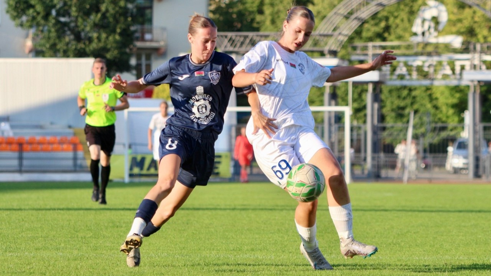 Женская команда «Динамо-Брест» уступила прямому конкуренту